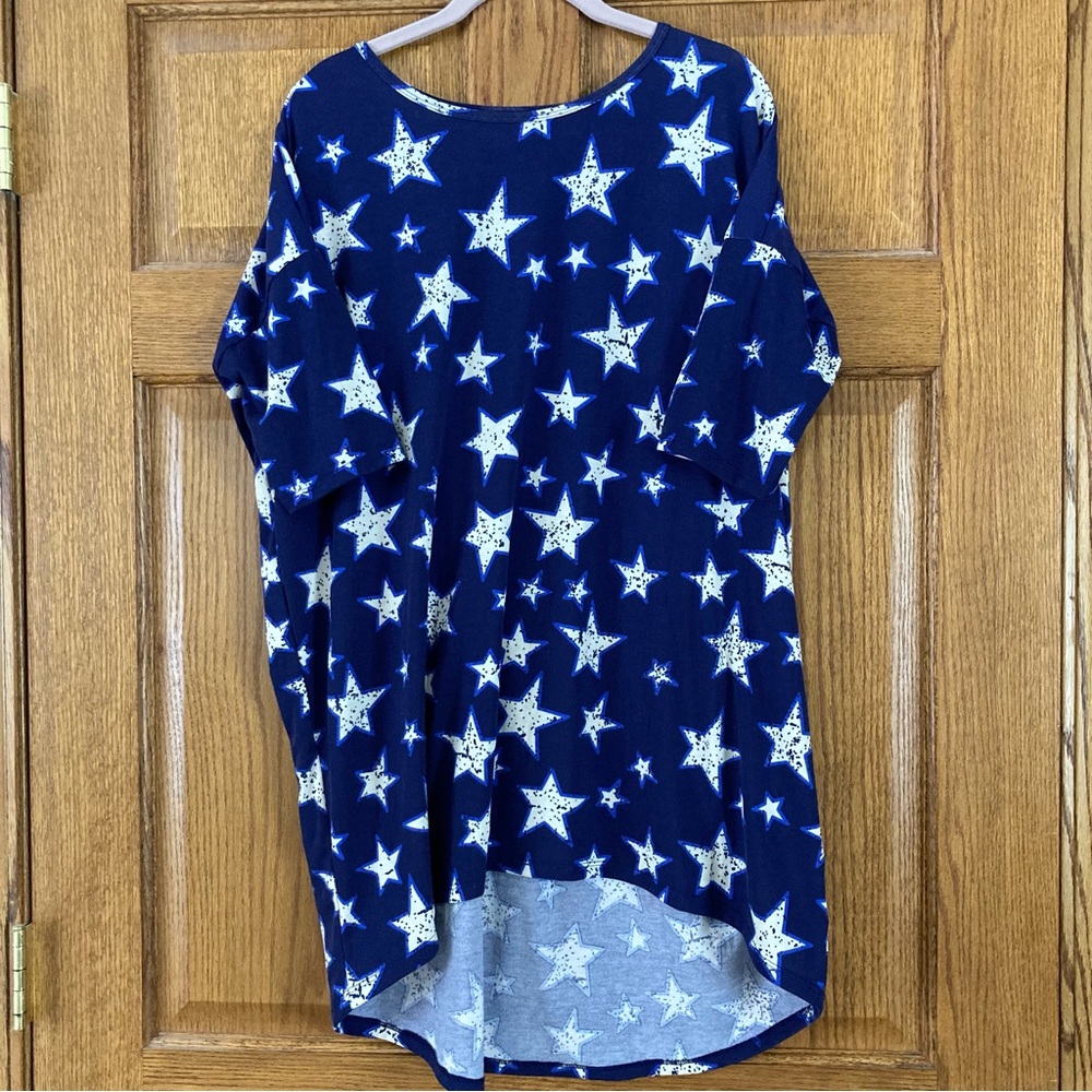5/$15 LuLaRoe Irma Blue w/ Stars High-Low Tunic Top Large